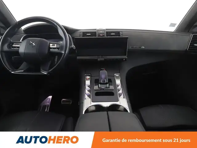 DS Automobiles DS 7 Crossback view 12