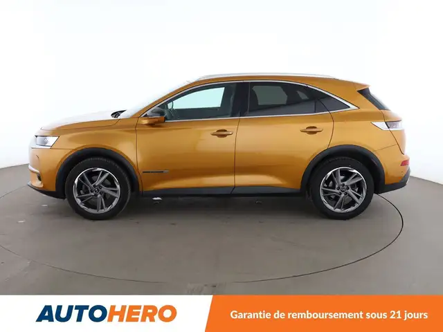 DS Automobiles DS 7 Crossback view 3