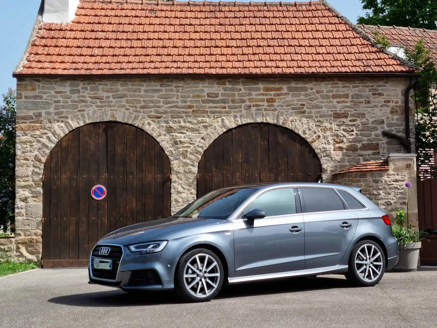 Audi A3 A3 Sportback 35 TFSI CoD 150 Design Luxe Gris - 1