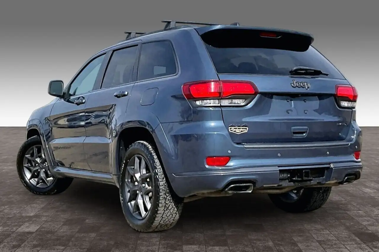 Jeep Grand Cherokee снимка Jeep Grand Cherokee
