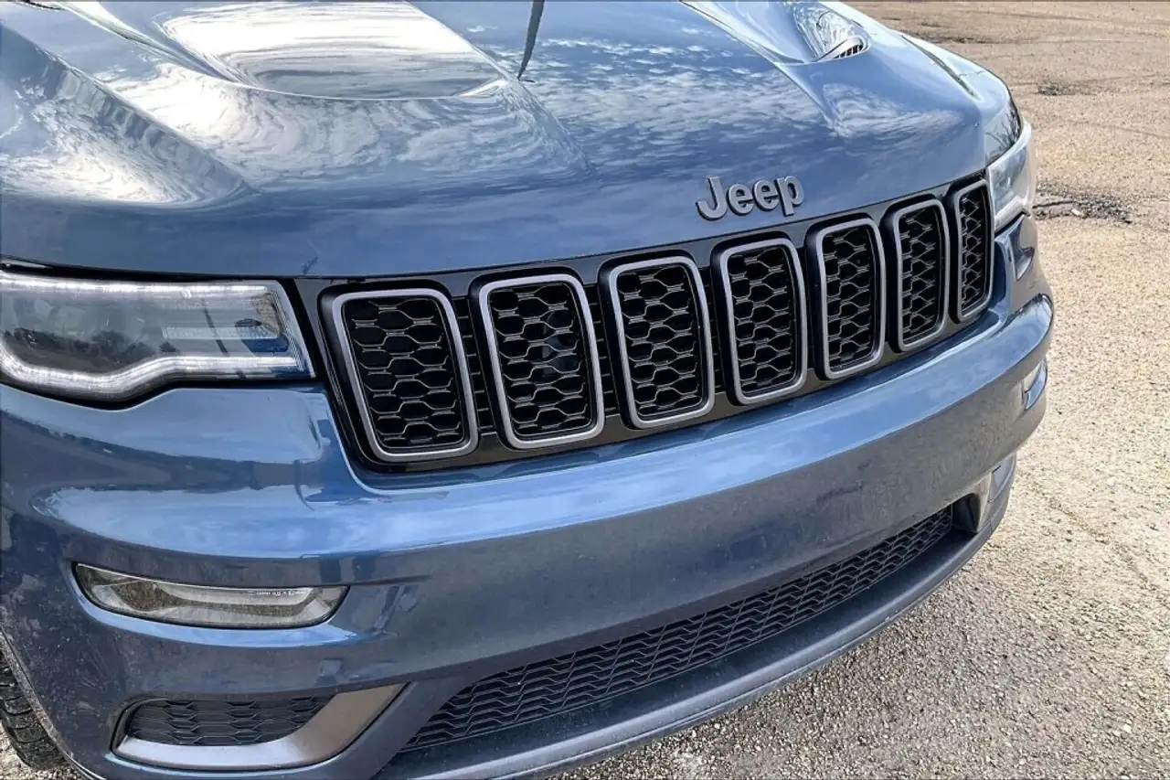 Jeep Grand Cherokee снимка Jeep Grand Cherokee