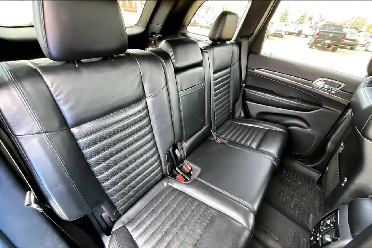 Jeep Grand Cherokee снимка Jeep Grand Cherokee