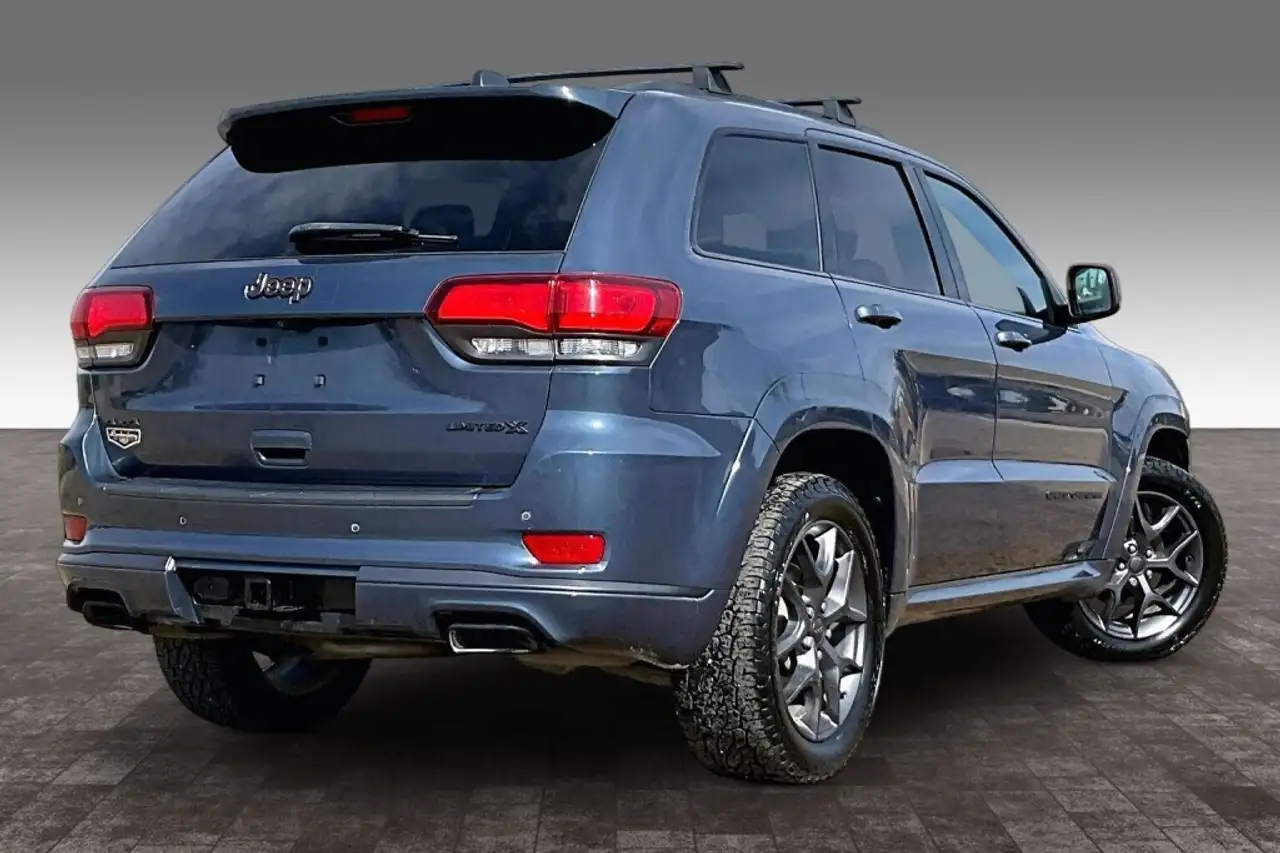 Jeep Grand Cherokee снимка Jeep Grand Cherokee