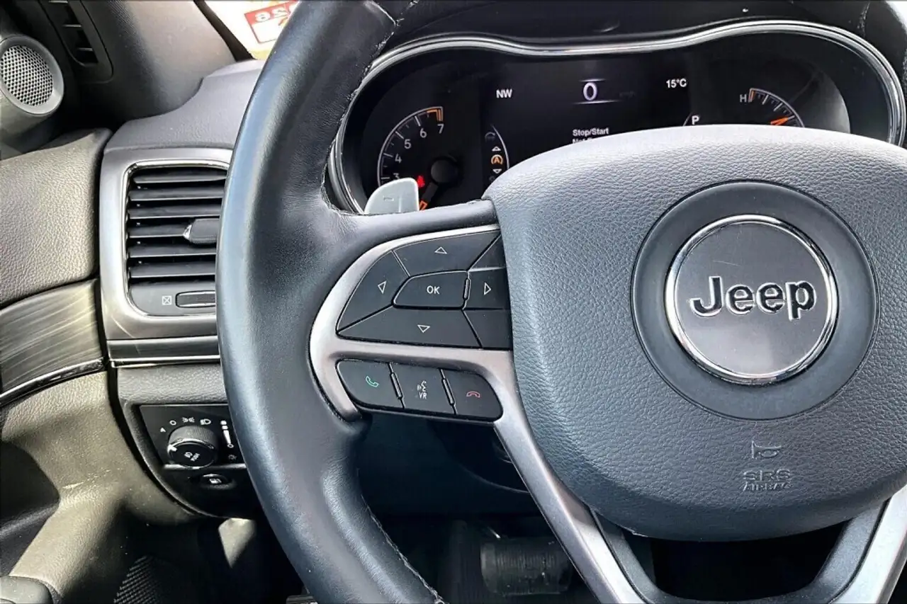 Jeep Grand Cherokee снимка Jeep Grand Cherokee