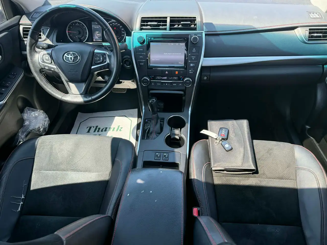 Toyota Camry снимка Toyota Camry