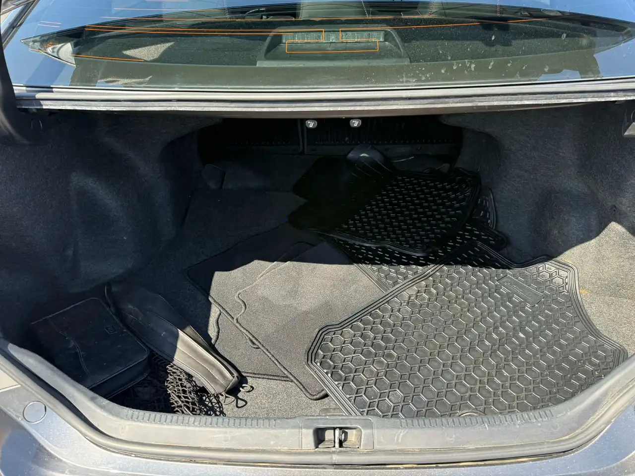 Toyota Camry снимка Toyota Camry