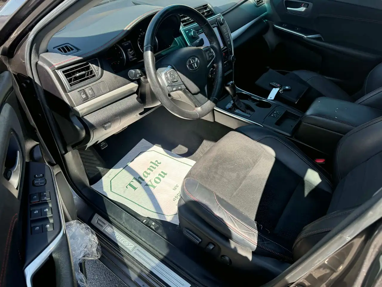Toyota Camry снимка Toyota Camry
