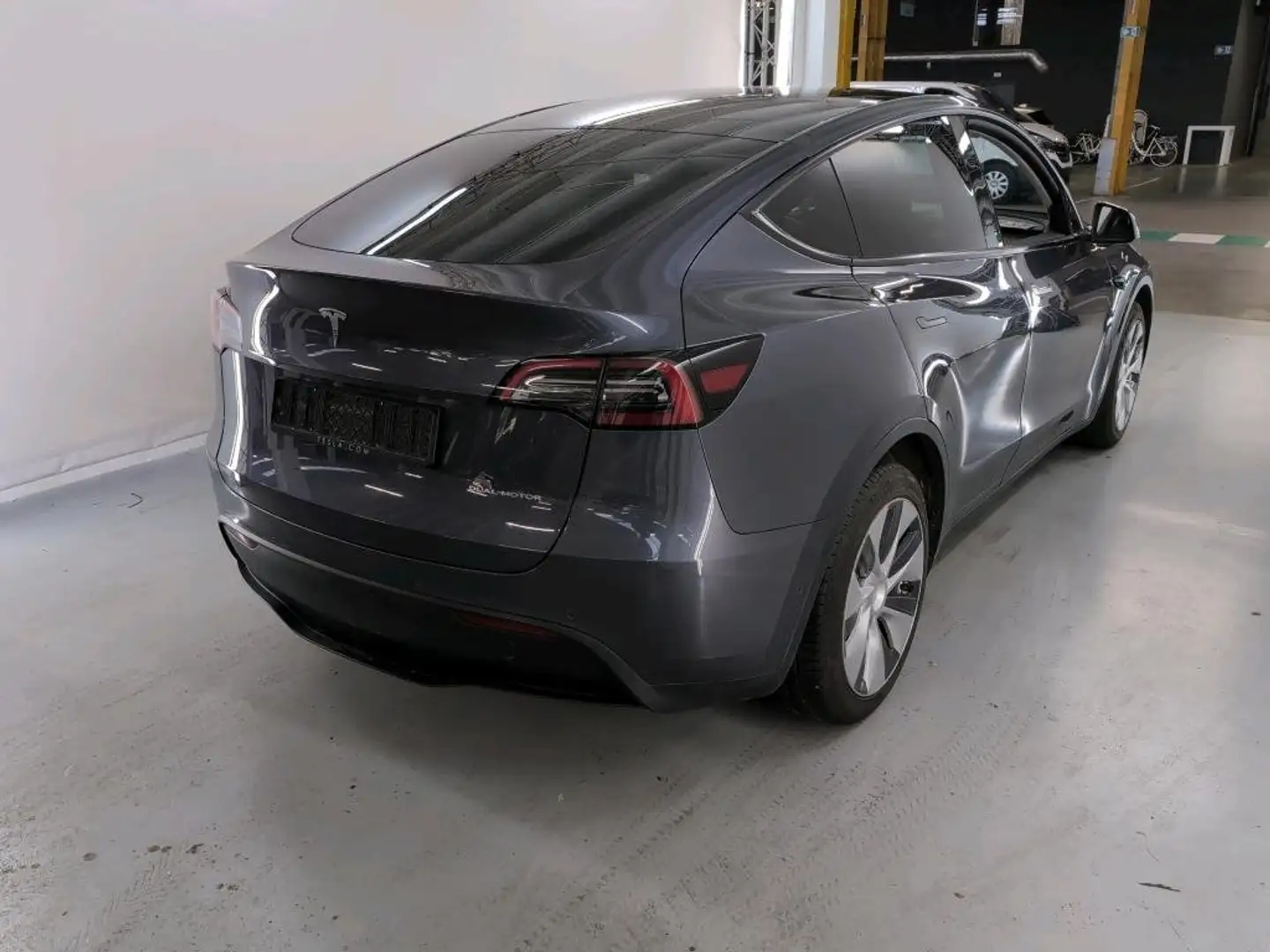 Tesla Model Y Model Y Long Range Dual Motor AWD Gris - 2