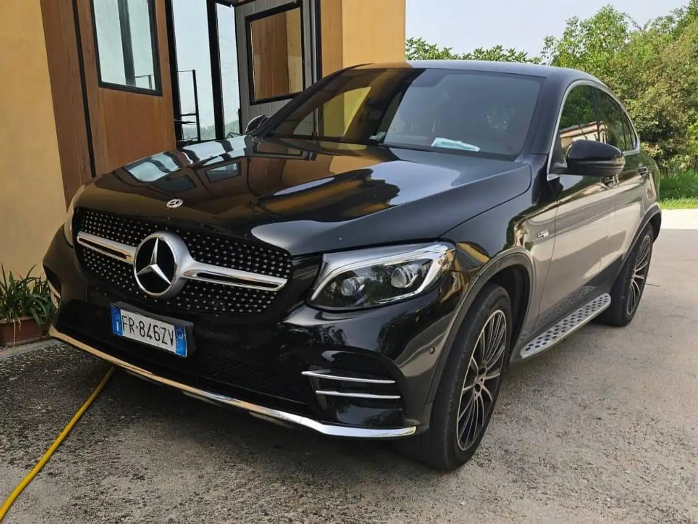 Mercedes-Benz 250 4MATIC Business Schwarz - 1