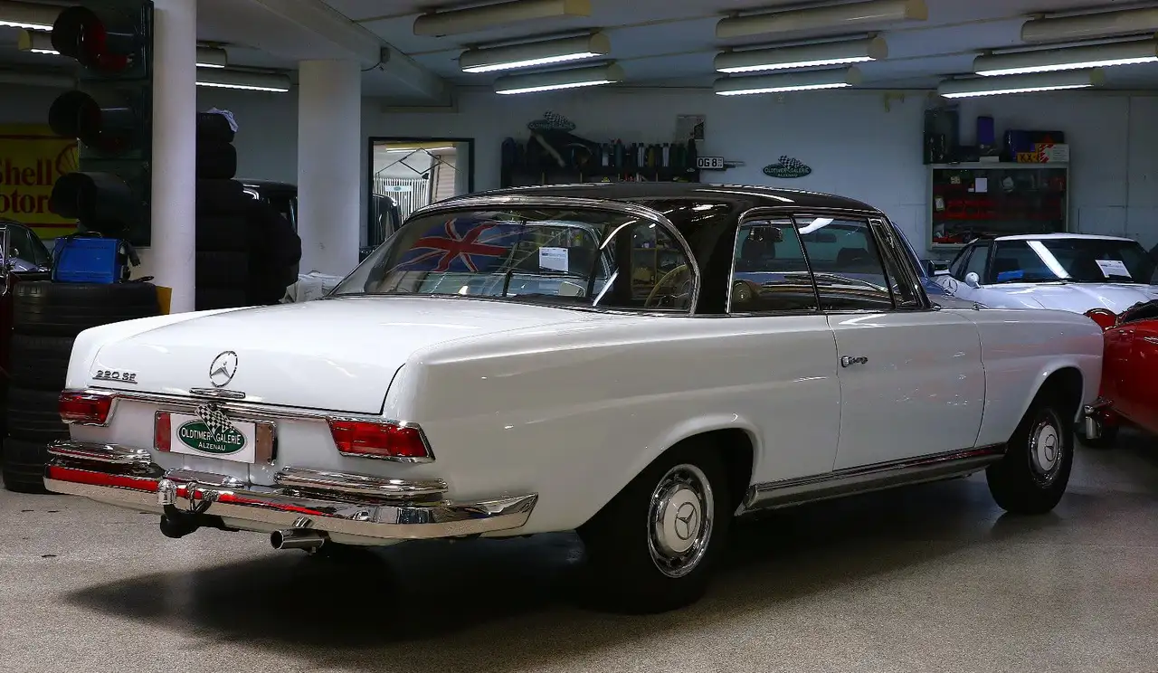 Mercedes-Benz 220 SEb Coupé, foto 5