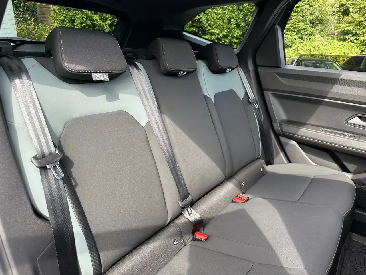Dacia Bigster 1.8*1ER PROP*PANO*FULL OPTIONS*CAM 360°*SIEGE/VOLANT CHAUFFANT*CARPLAY*GARANTIE DACIA, миниатюра 23