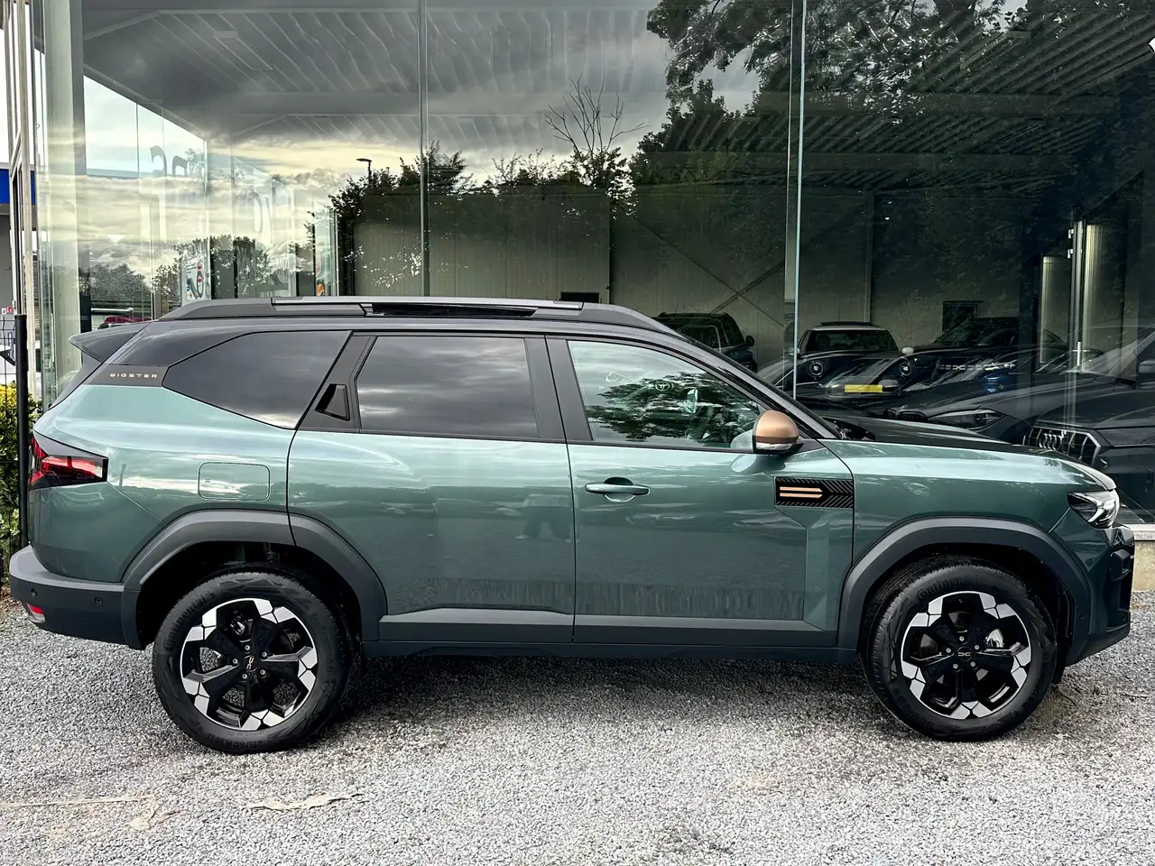 Dacia Bigster 1.8*1ER PROP*PANO*FULL OPTIONS*CAM 360°*SIEGE/VOLANT CHAUFFANT*CARPLAY*GARANTIE DACIA, миниатюра 7
