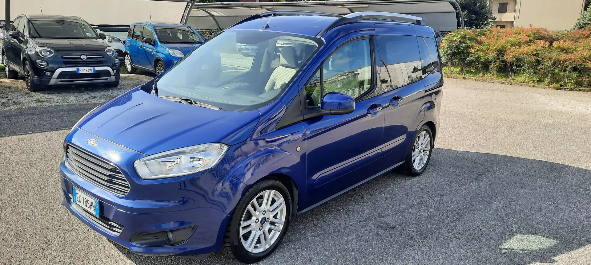 Ford Tourneo Courier 1.6 TDCI Titanium 95 cv M1 autovettura Blu/Azzurro - 1