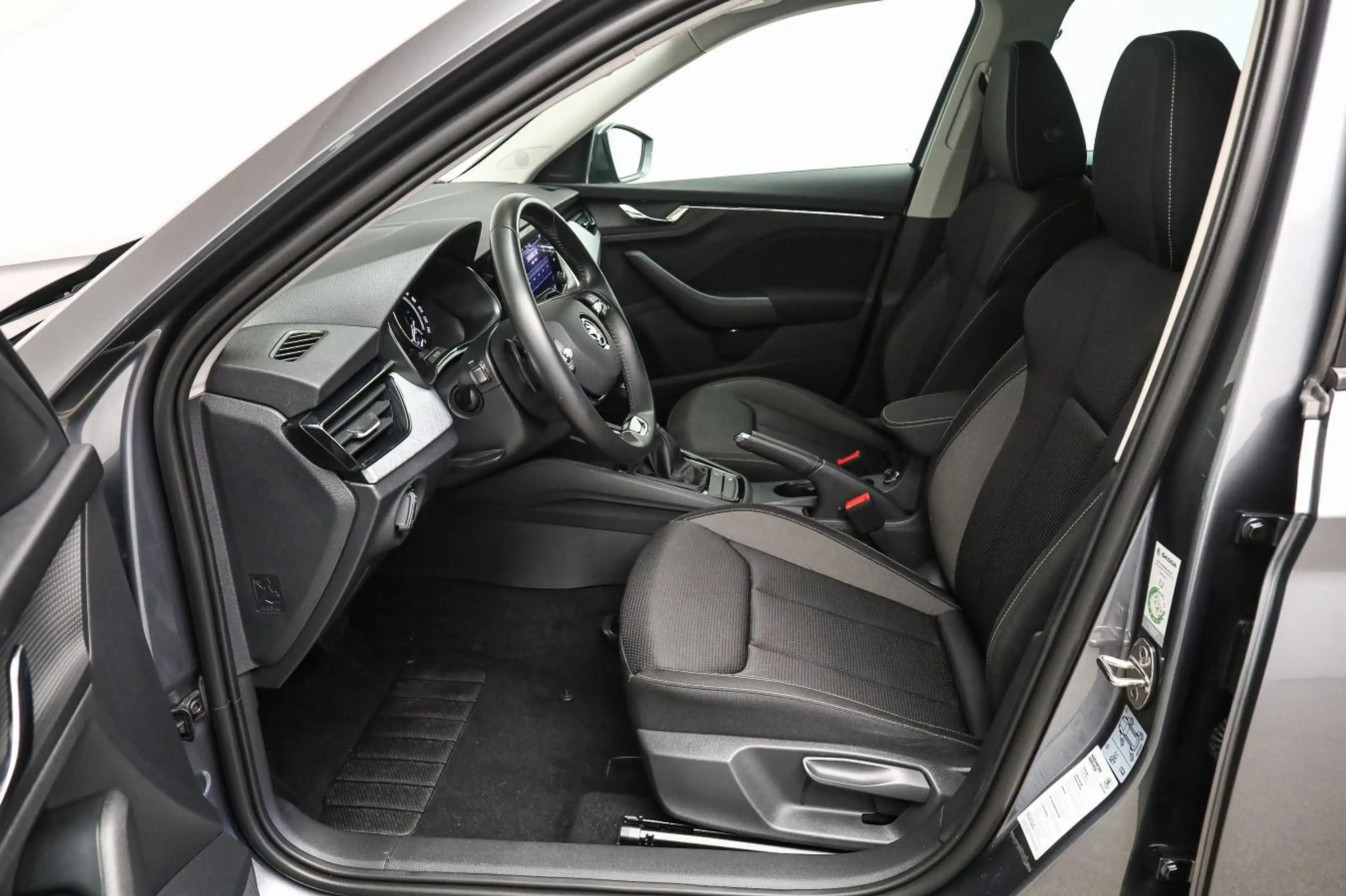 Skoda Kamiq 1.0 TSI DSG Tour*AHK*LICHT&SICHT*KOMFORT — photo 8
