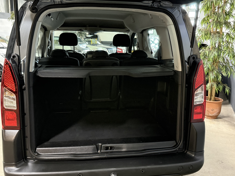 Peugeot Partner Tepee 1.2 PureTech Active // Camera // Cruise // E — photo 7