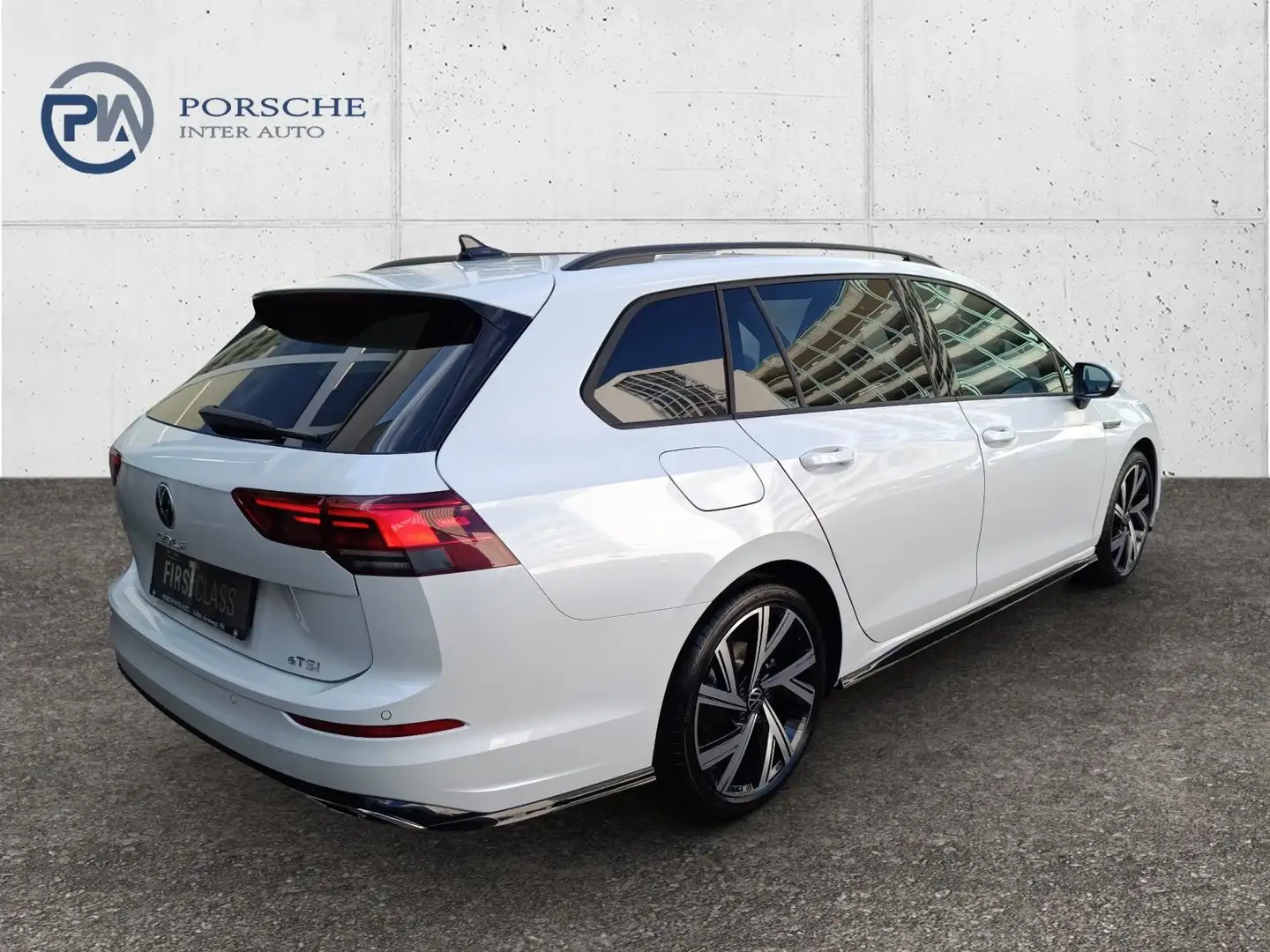Volkswagen Golf Variant R-Line mHeV DSG Weiß - 2