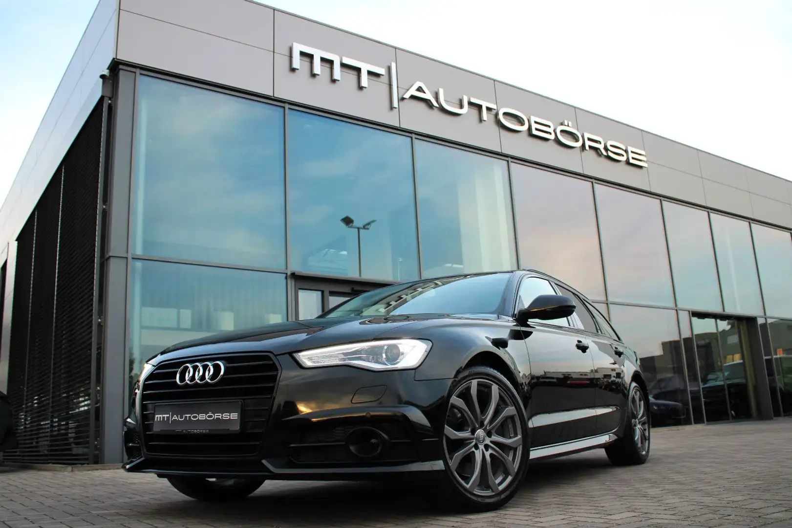 Audi A6 AVANT 3.0 TDI AHK/ACC/BLACK-OPTIK/SPORTSITZE Schwarz - 1
