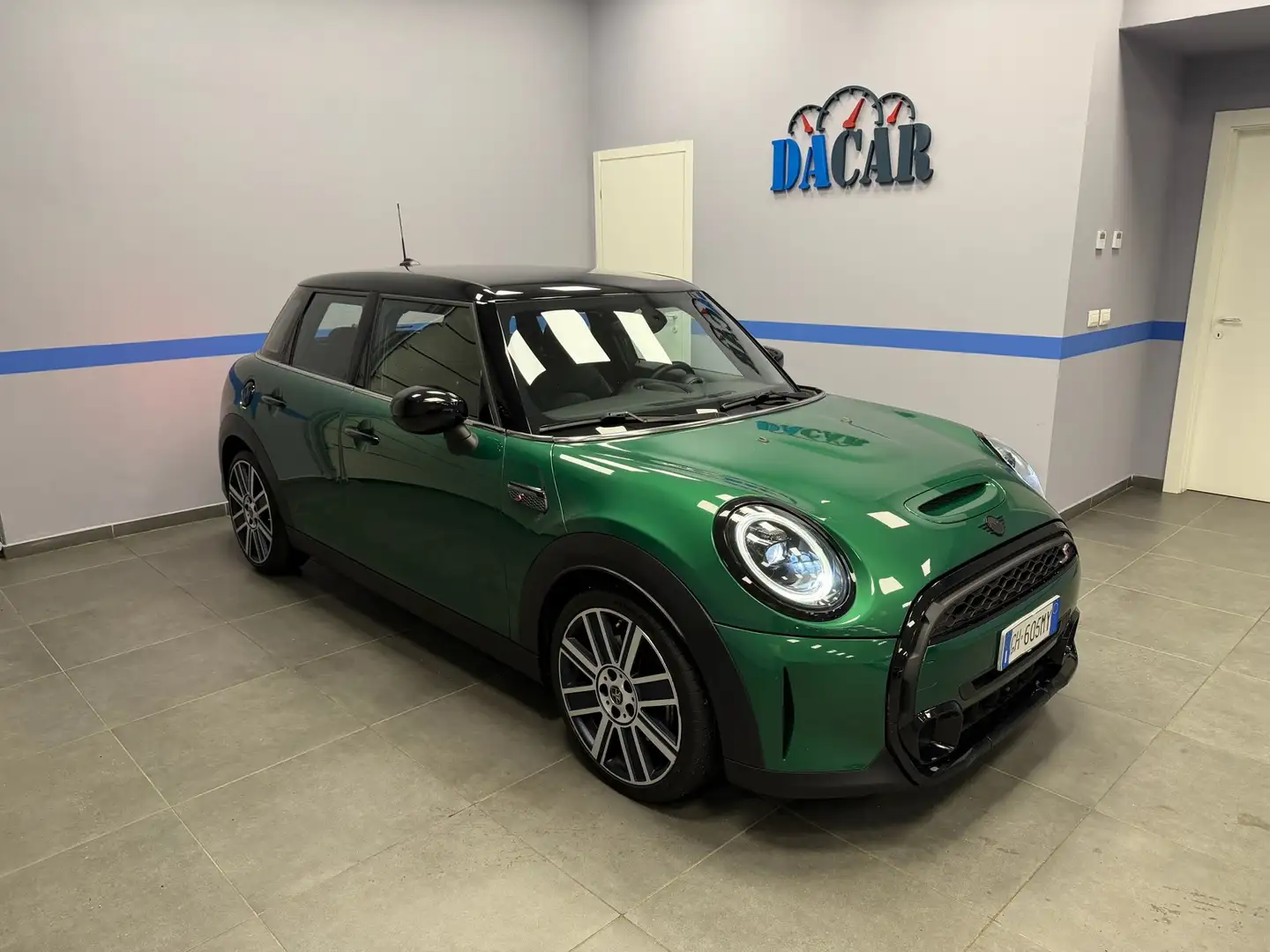 MINI Cooper S Mini Yours auto 178CV Auto ITALIANA-SERVICE MINI Groen - 1