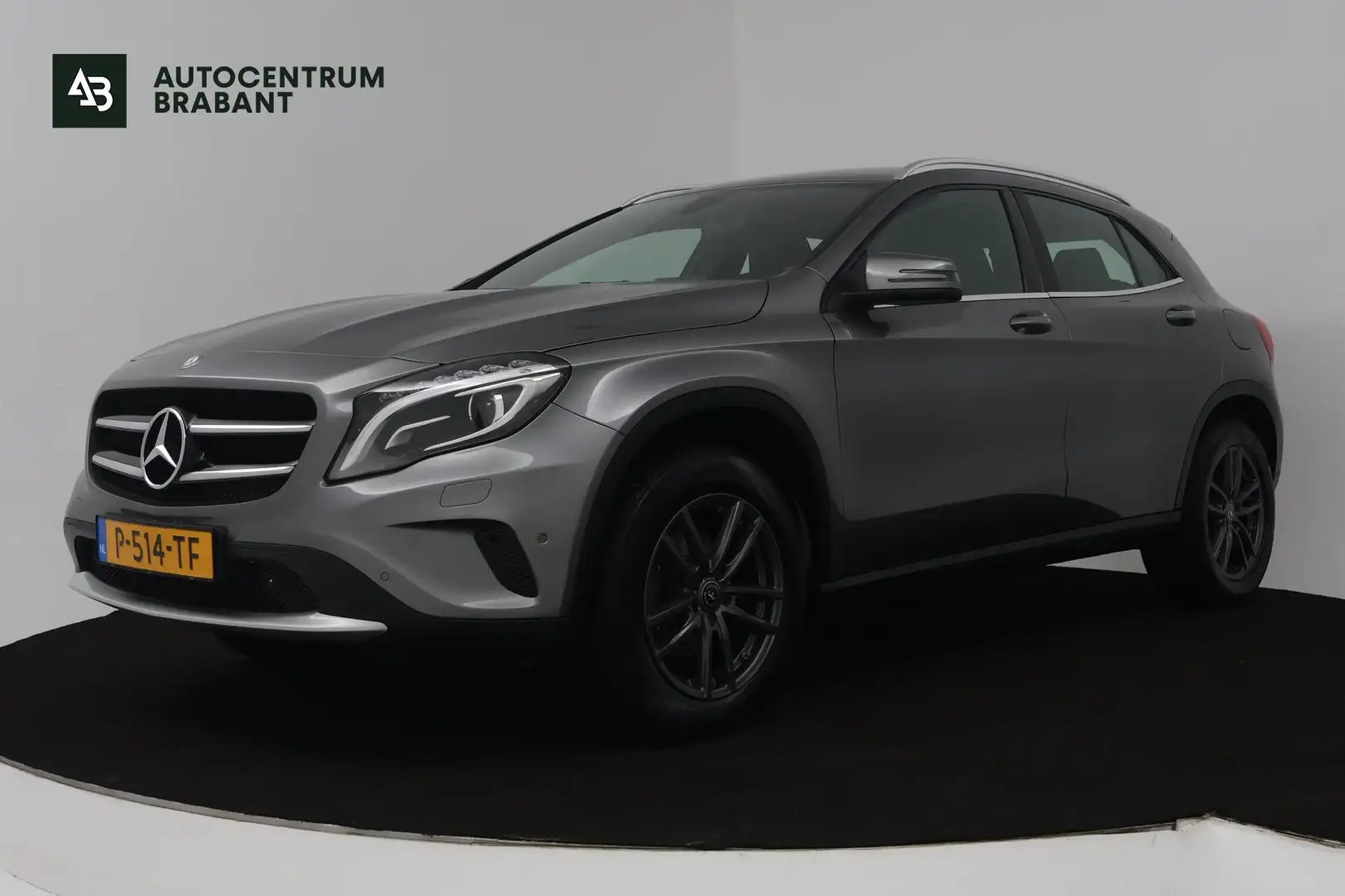 Mercedes-Benz GLA 200 Prestige Automaat (NAVIGATIE, STOELVERWARMING, AFN Grau - 1