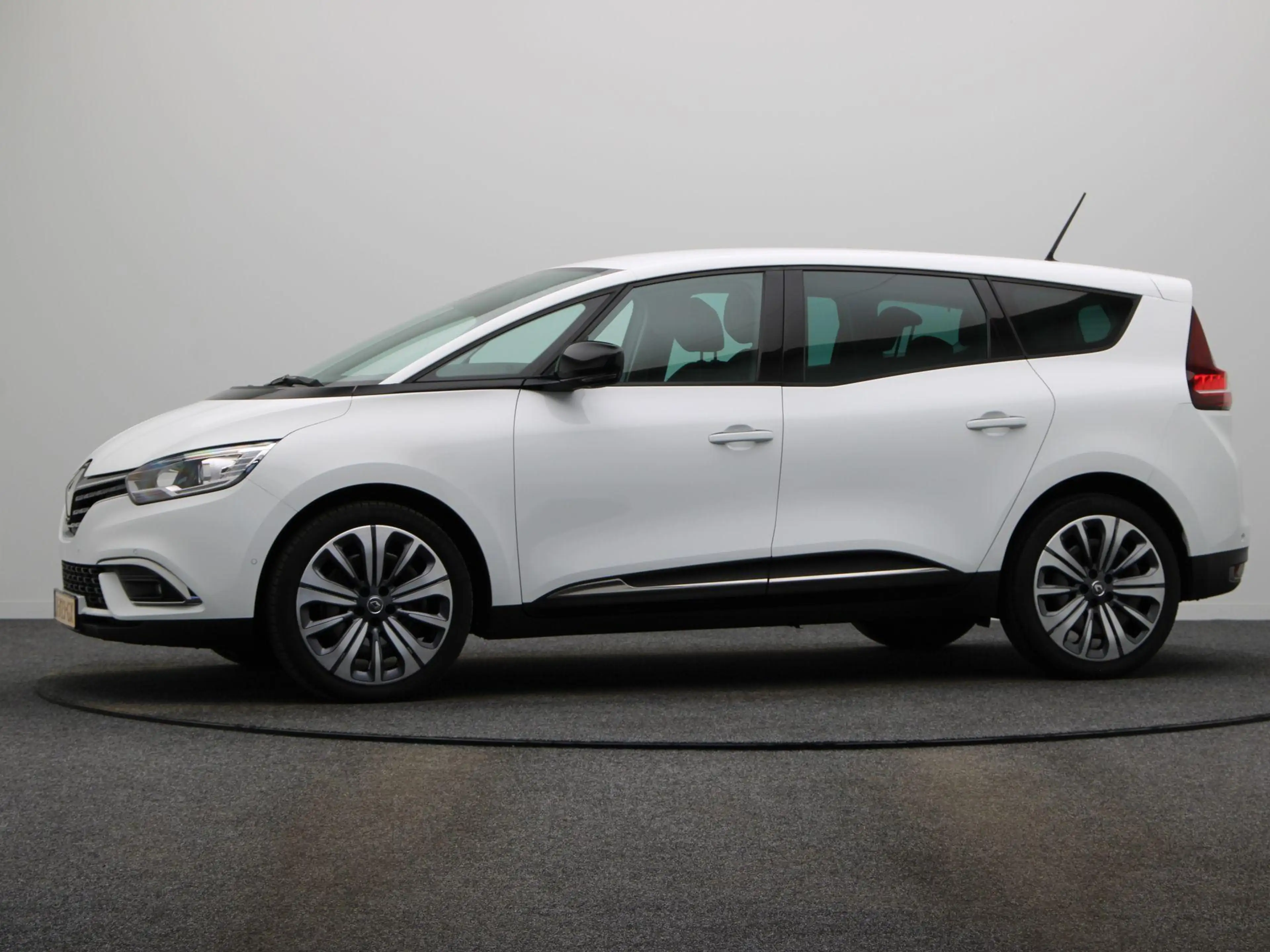 Renault Grand Scenic 1.3 TCe Business Zen | volledig dealer onderhouden — photo 12