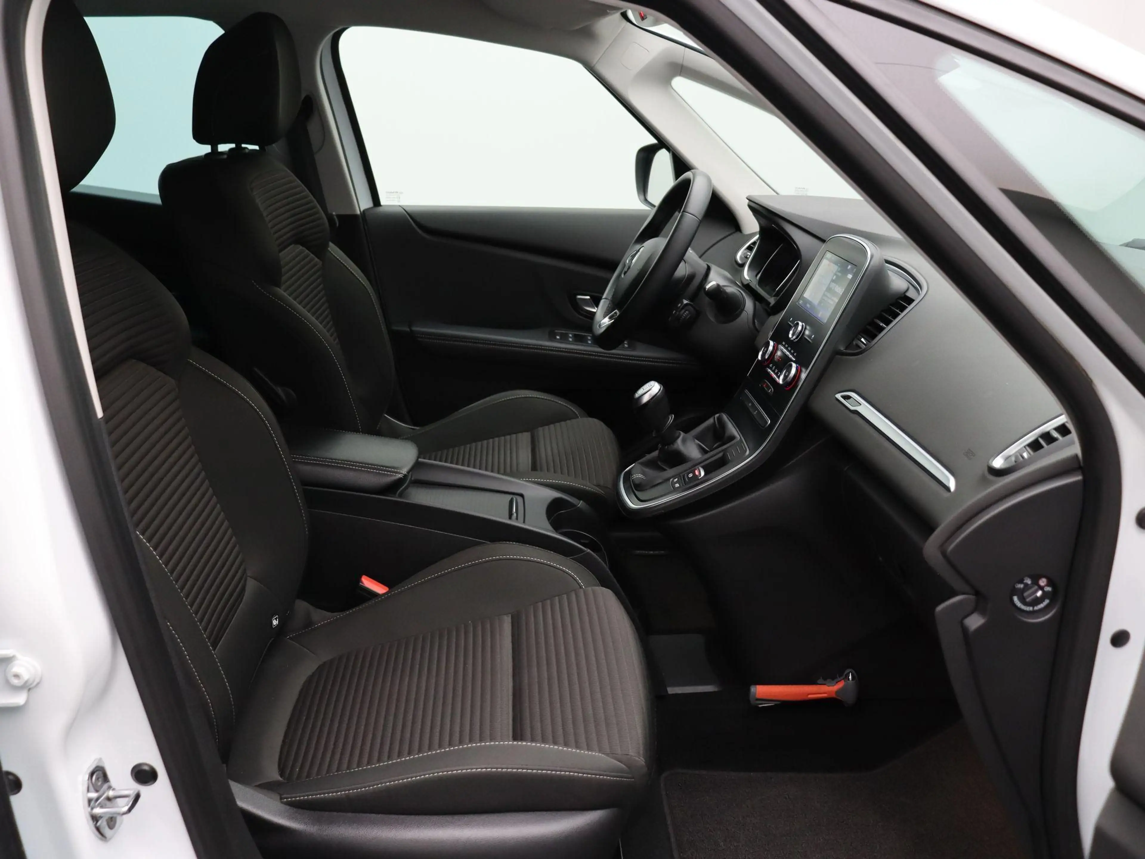 Renault Grand Scenic 1.3 TCe Business Zen | volledig dealer onderhouden — photo 15