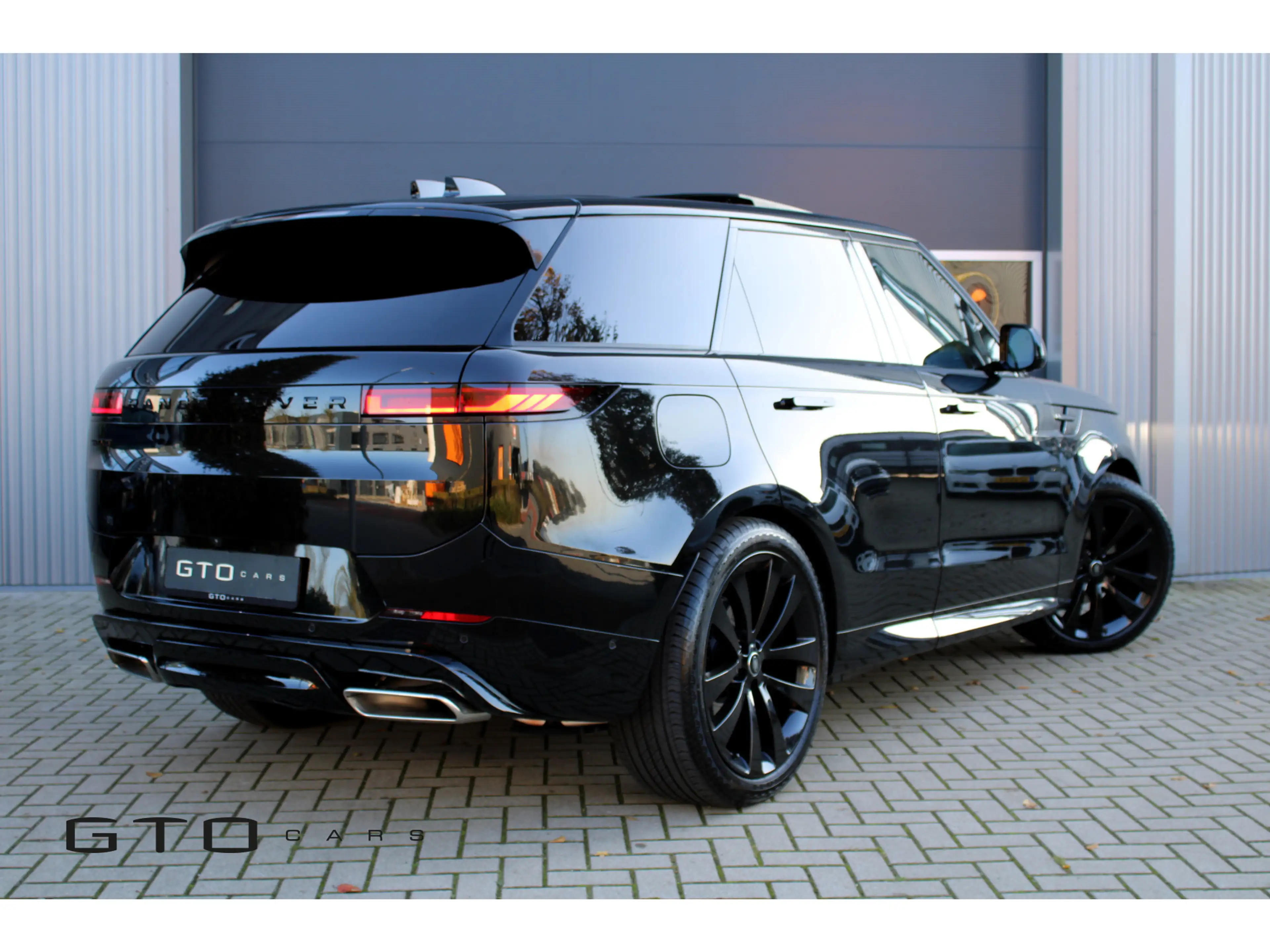 Land Rover Range Rover Sport 3.0 P460e HSE Dynamic Panorama/Meridian/Stoelverko — photo 3
