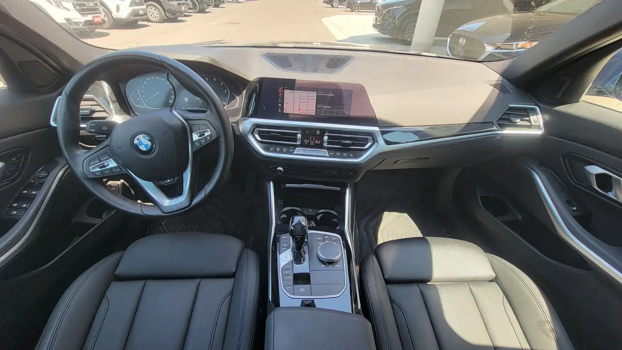 BMW 3 Series снимка BMW 3 Series