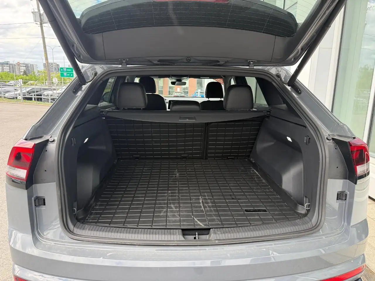 Volkswagen Atlas снимка Volkswagen Atlas