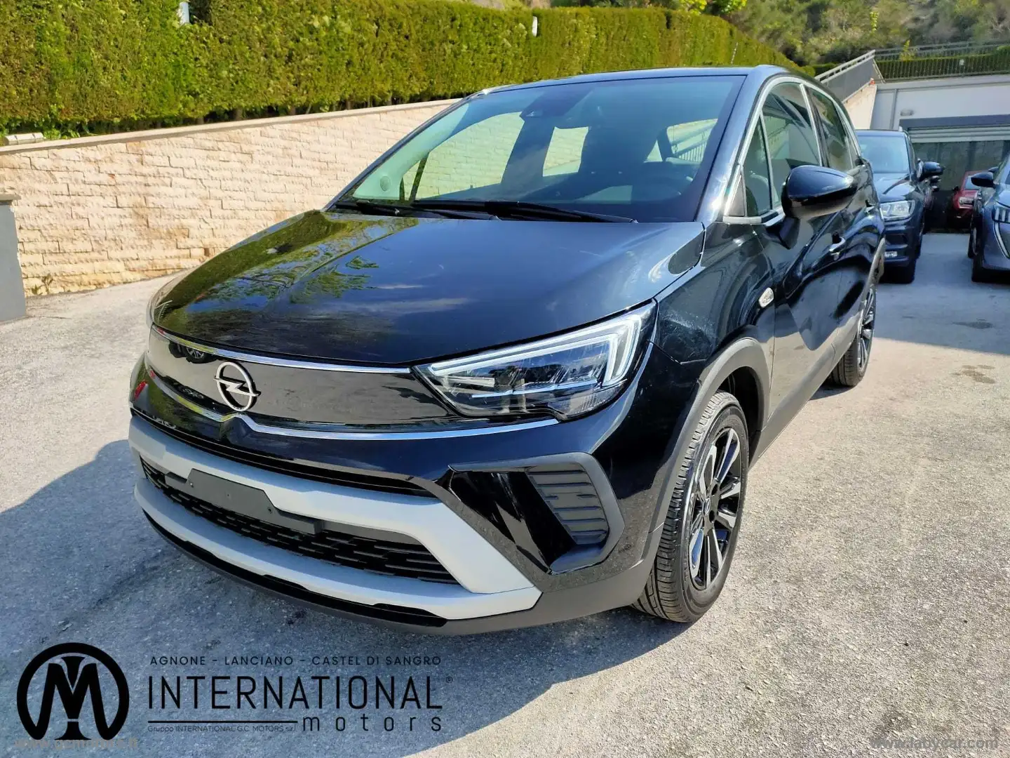 Opel Crossland X 1.5 ECOTEC D 110CV S&S Eleg. Noir - 1