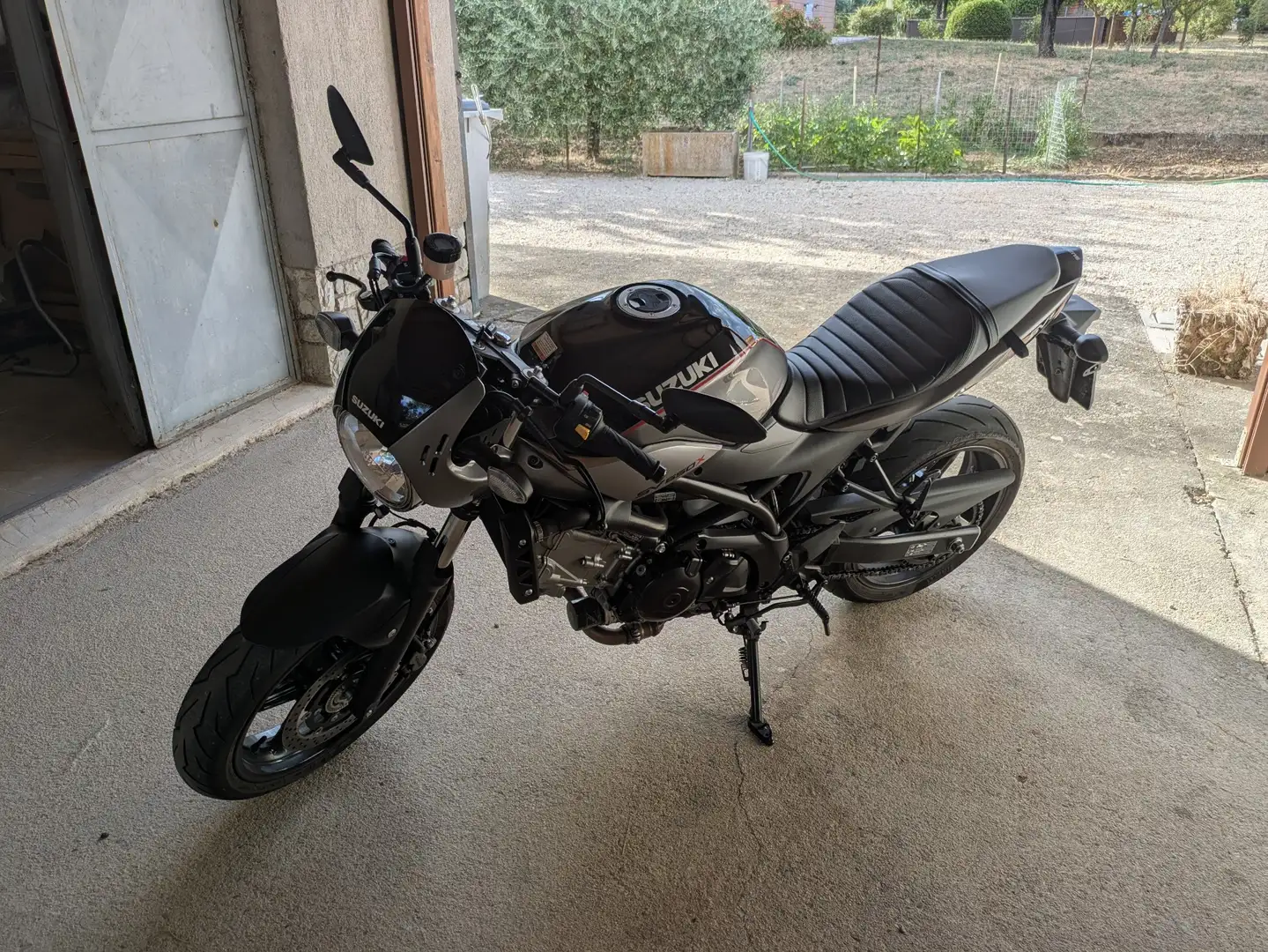 Suzuki SV 650 X Gris - 2