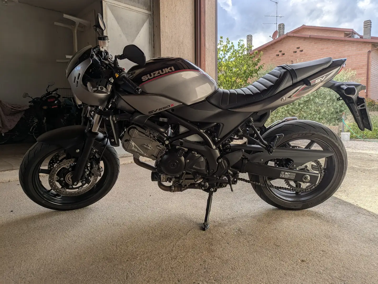 Suzuki SV 650 X Gris - 1