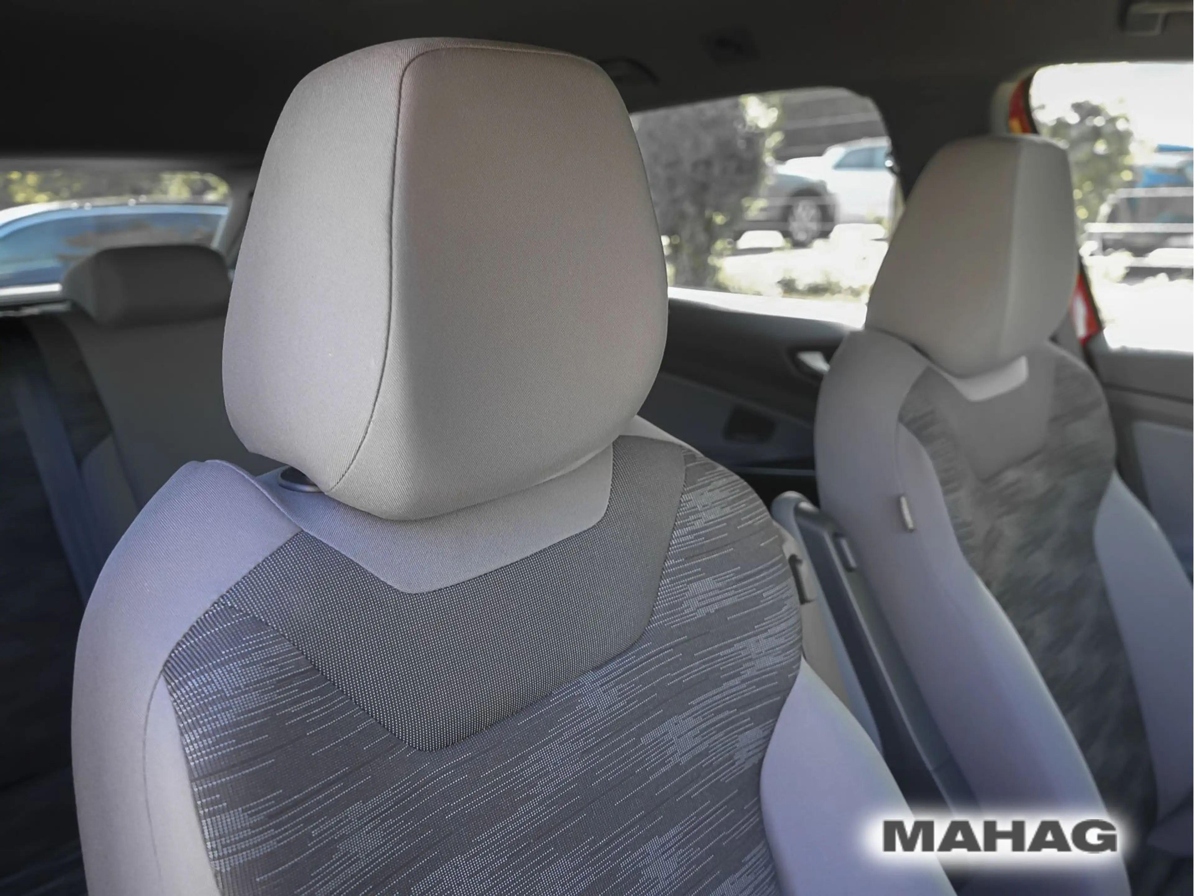 Volkswagen ID.4 Pro 210kW WärmePu CCS IQ.Light Navi H&K Par — photo 15