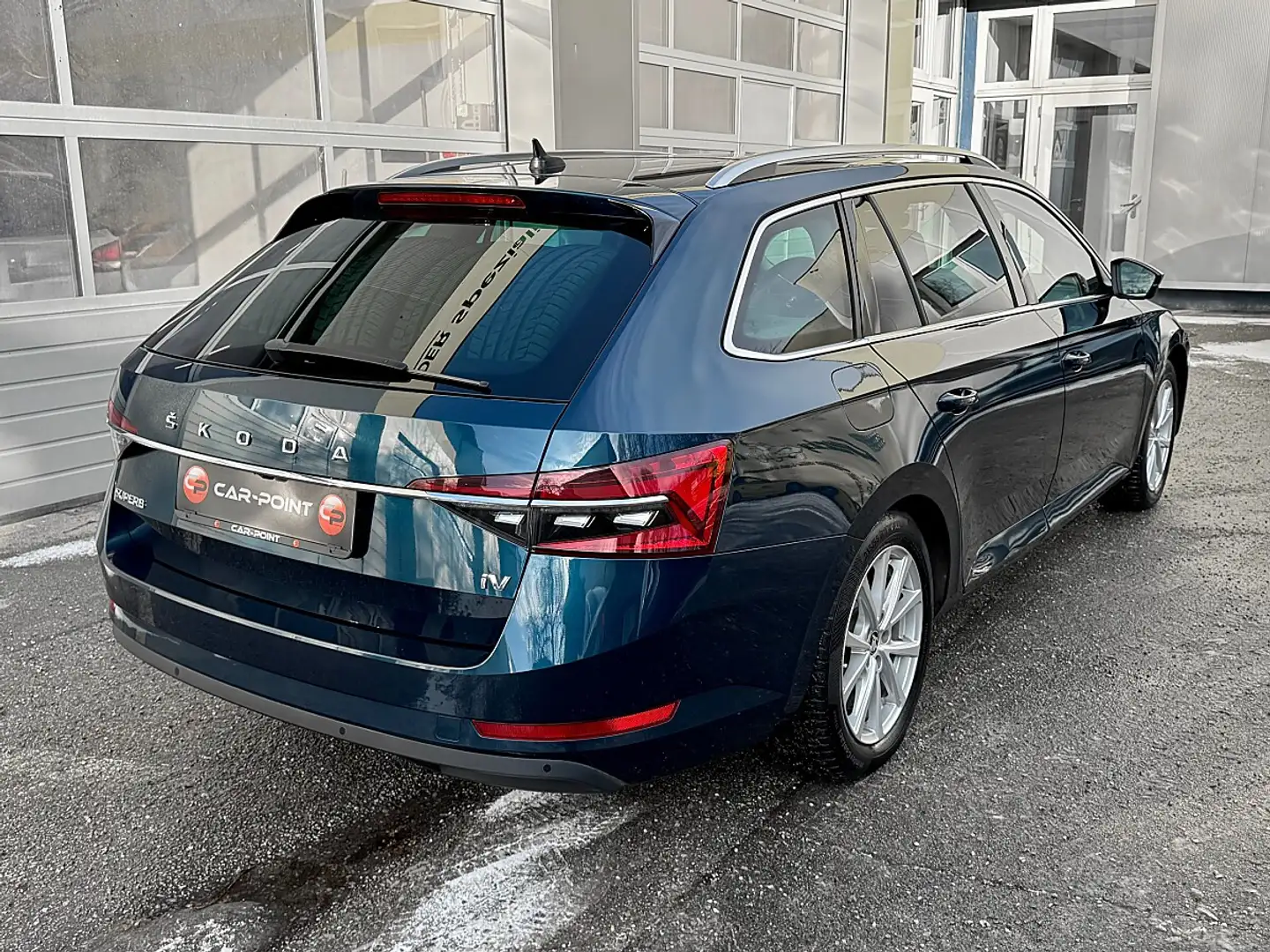 Skoda Superb Kombi TSI PHEV Style DSG 18"/Leder/Assistenz//P... Blau - 2