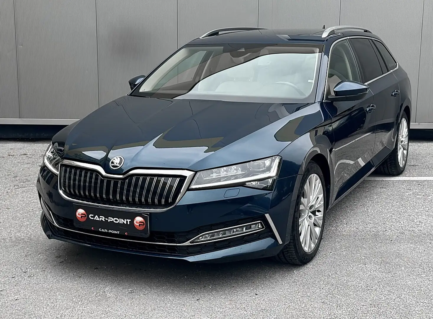 Skoda Superb Kombi TSI iV Style DSG 18"/Leder/Assistenz/Pano... Blau - 1
