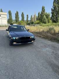 740i Europa