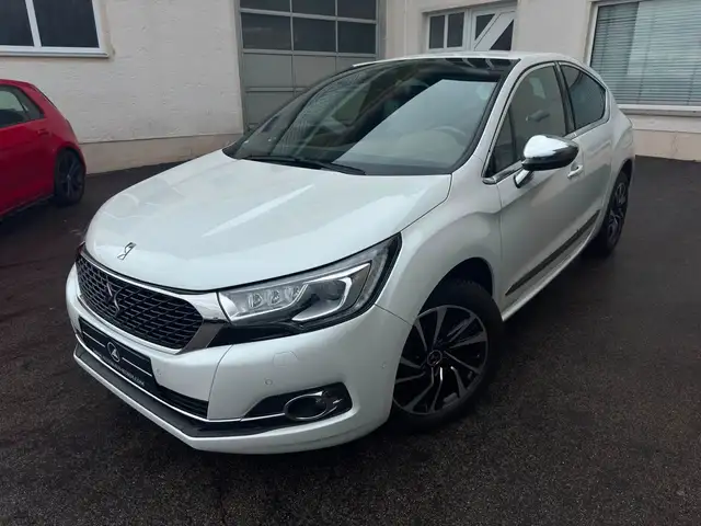 DS Automobiles DS 4