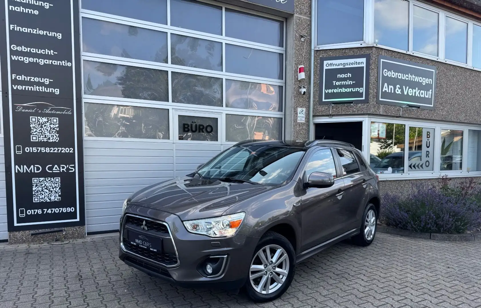 Mitsubishi ASX Intense 4WD AUTOMATIK/XENON/NAVI/AHK/PANO Braun - 1