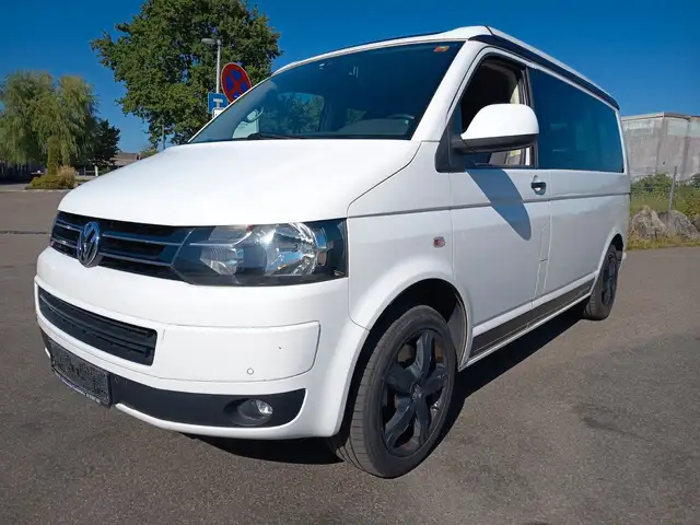 Volkswagen T5 California Bus California Beach