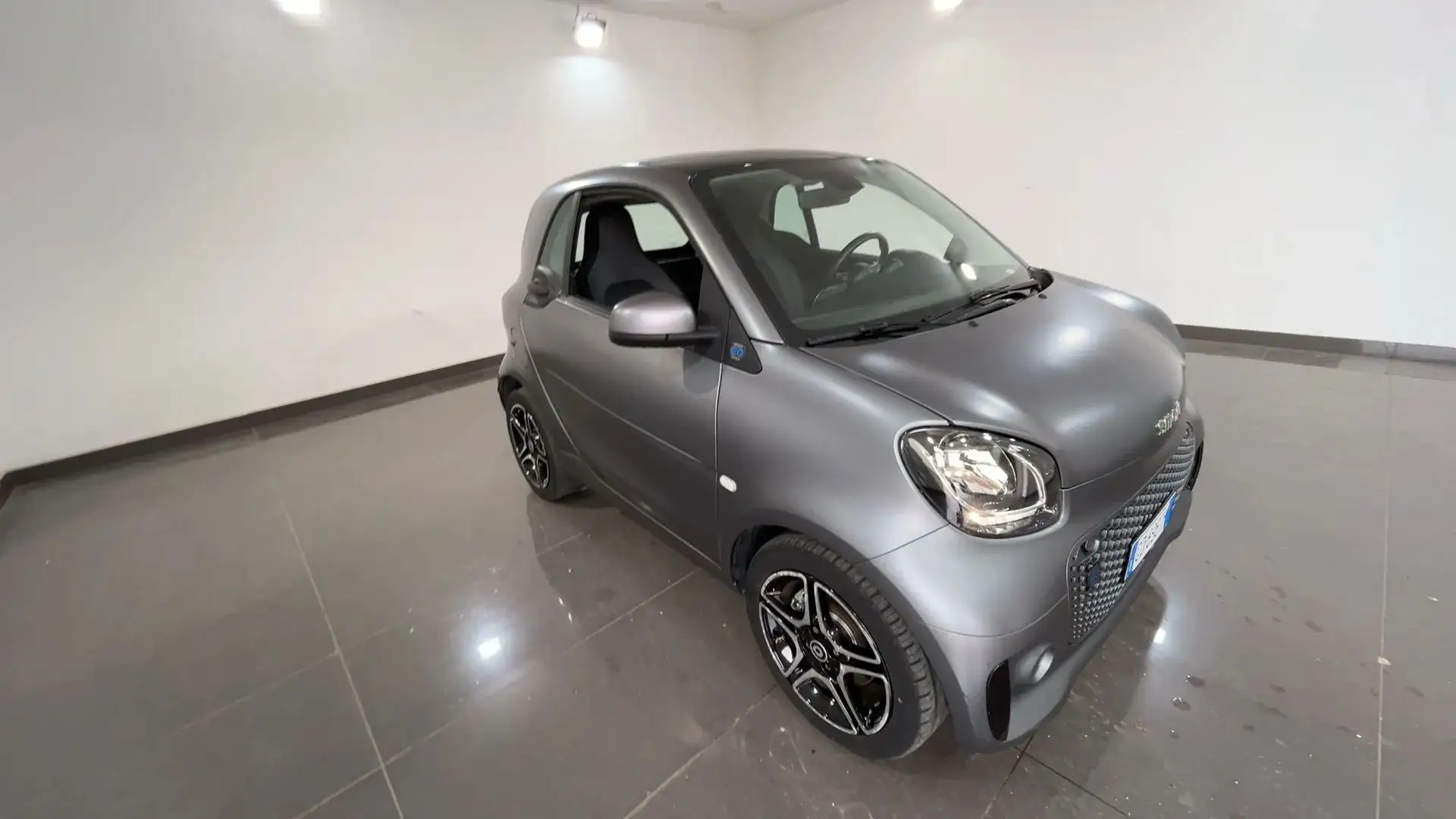 smart forTwo Fortwo eq Pulse 22kW Grigio - 1