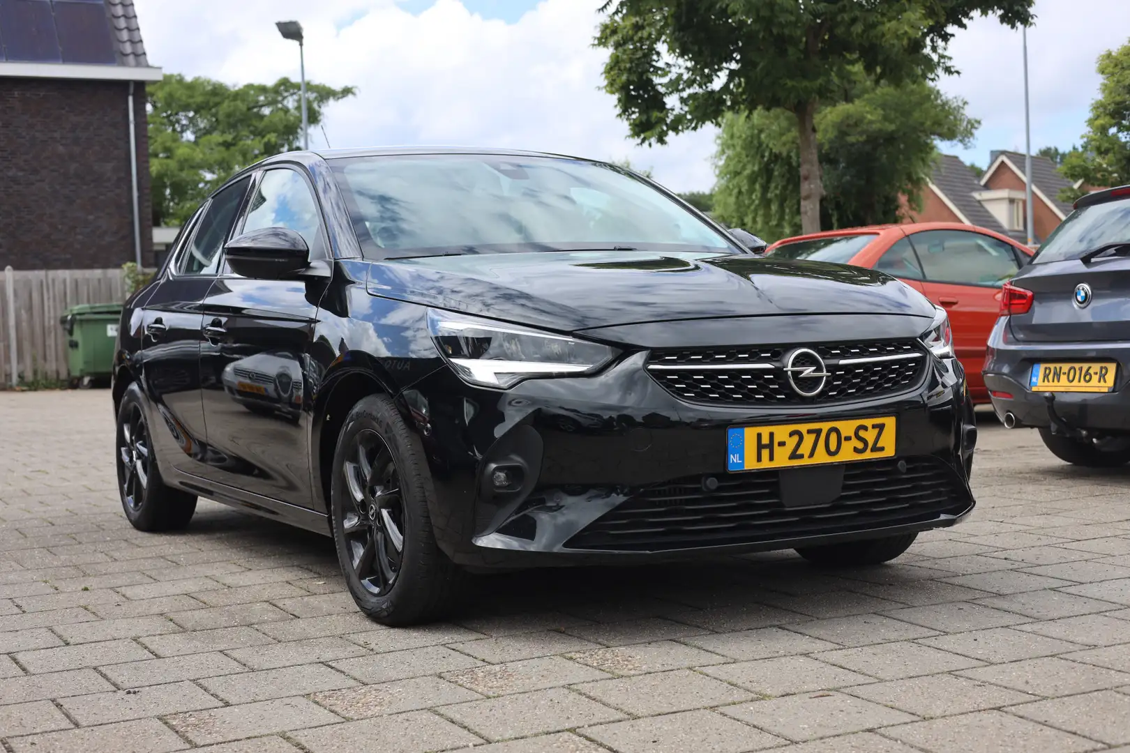 Opel Corsa 1.2 ELEGANCE I PANO I CARPLAY I CAMERA Nero - 2