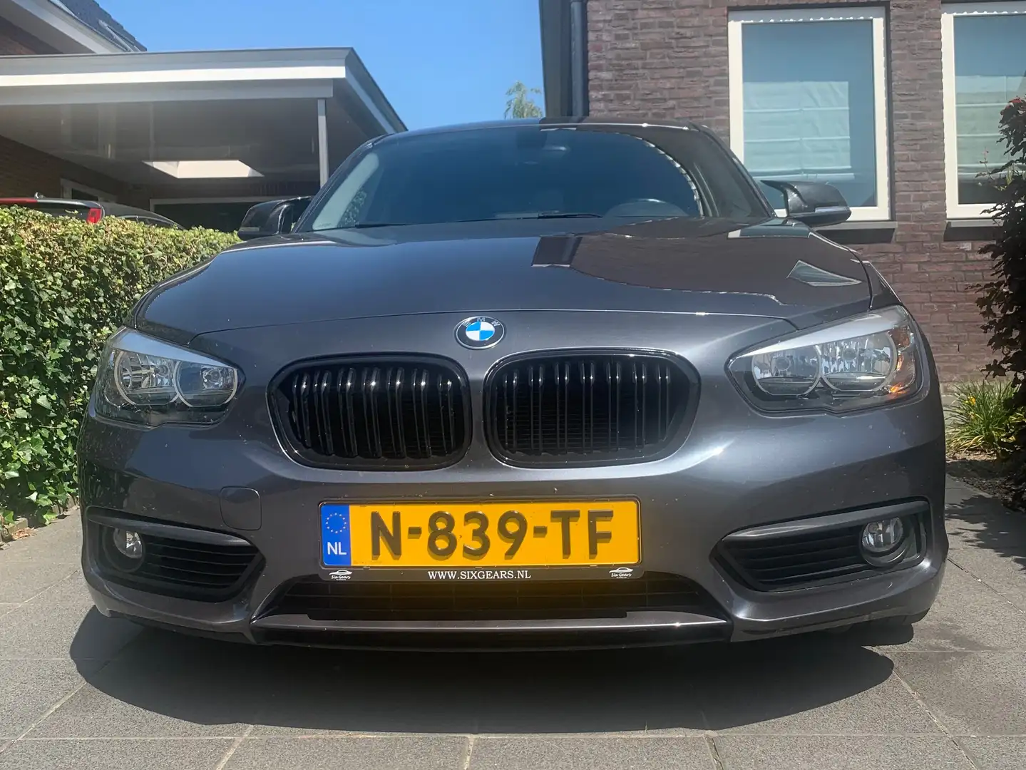 BMW 118 118i M Sport Šedá - 2