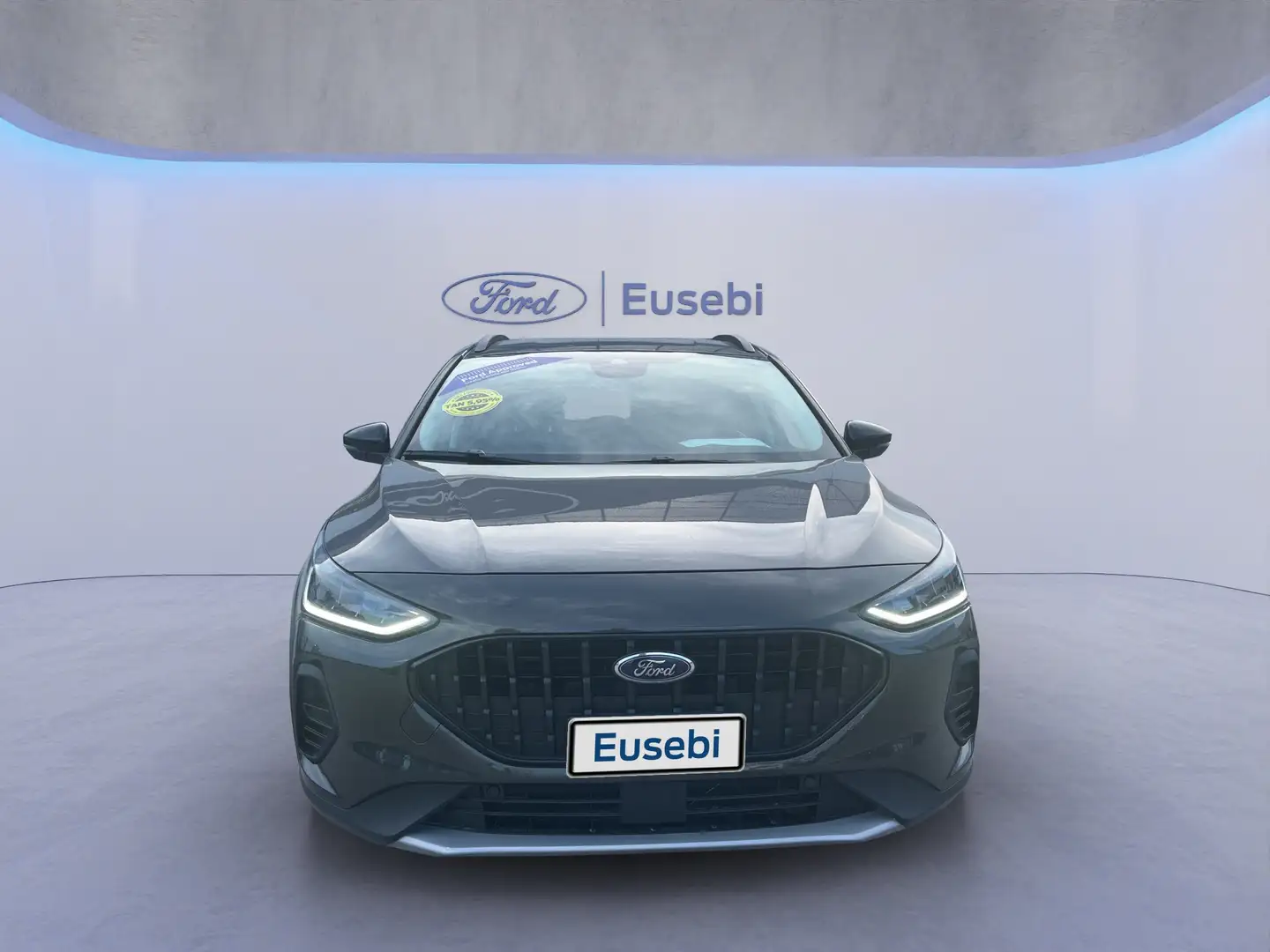 Ford Focus 1.0 EcoBoost Hybrid 125 CV 5p. Active Style Grau - 2