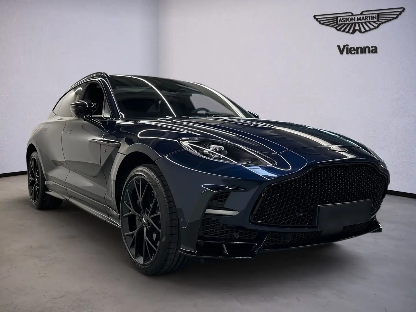 Aston Martin DBX S | Midnight Blue | PANO | 23" Blau - 2