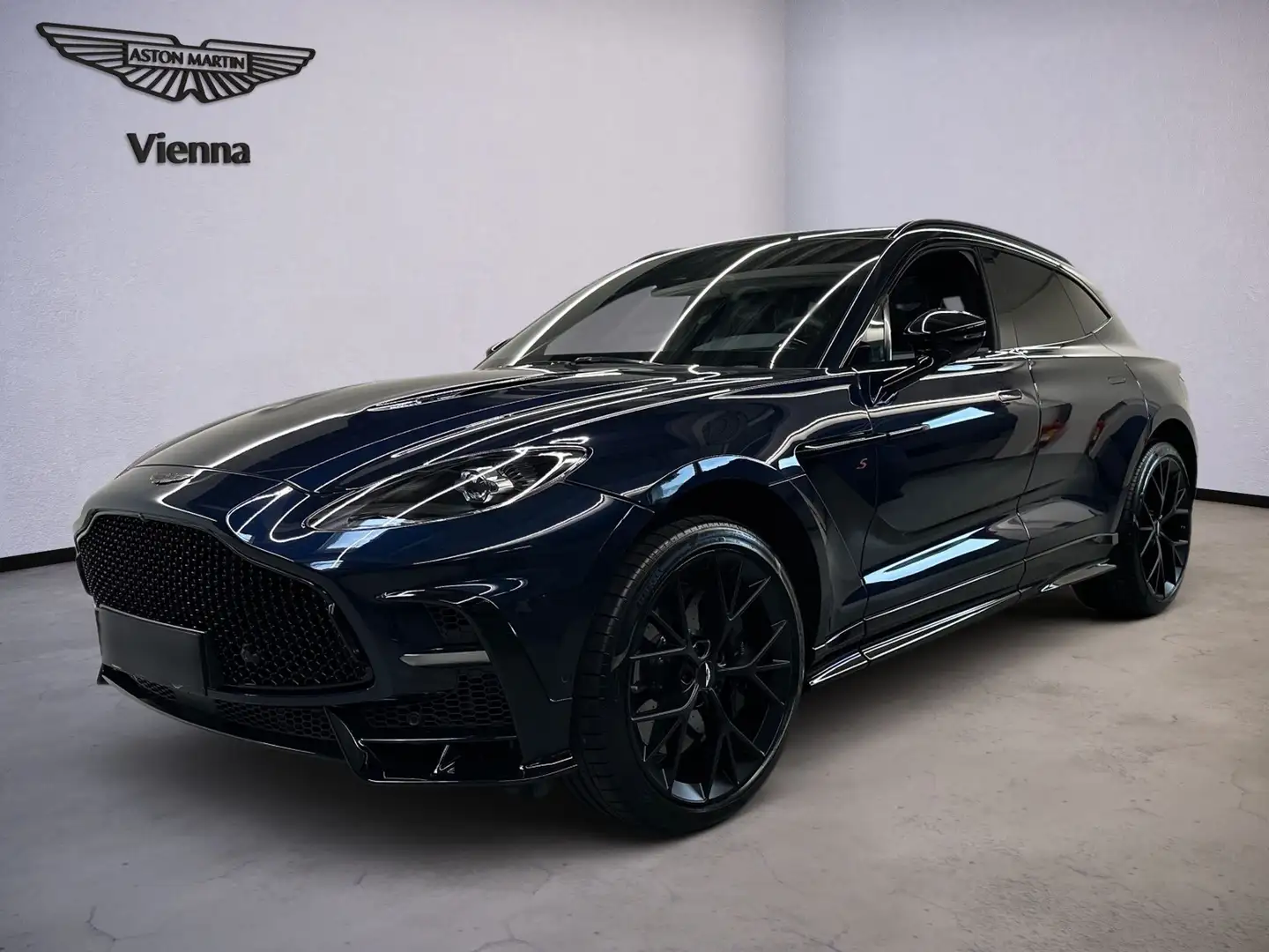 Aston Martin DBX S | Midnight Blue | PANO | 23" Blau - 1