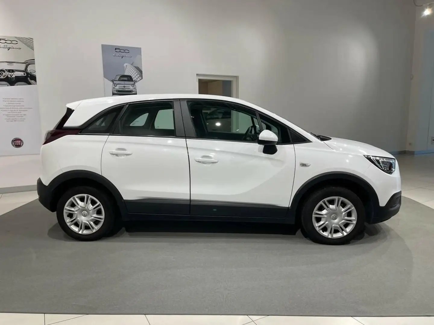 Opel Crossland X 1.2 Advance s&s 110cv Bianco - 2