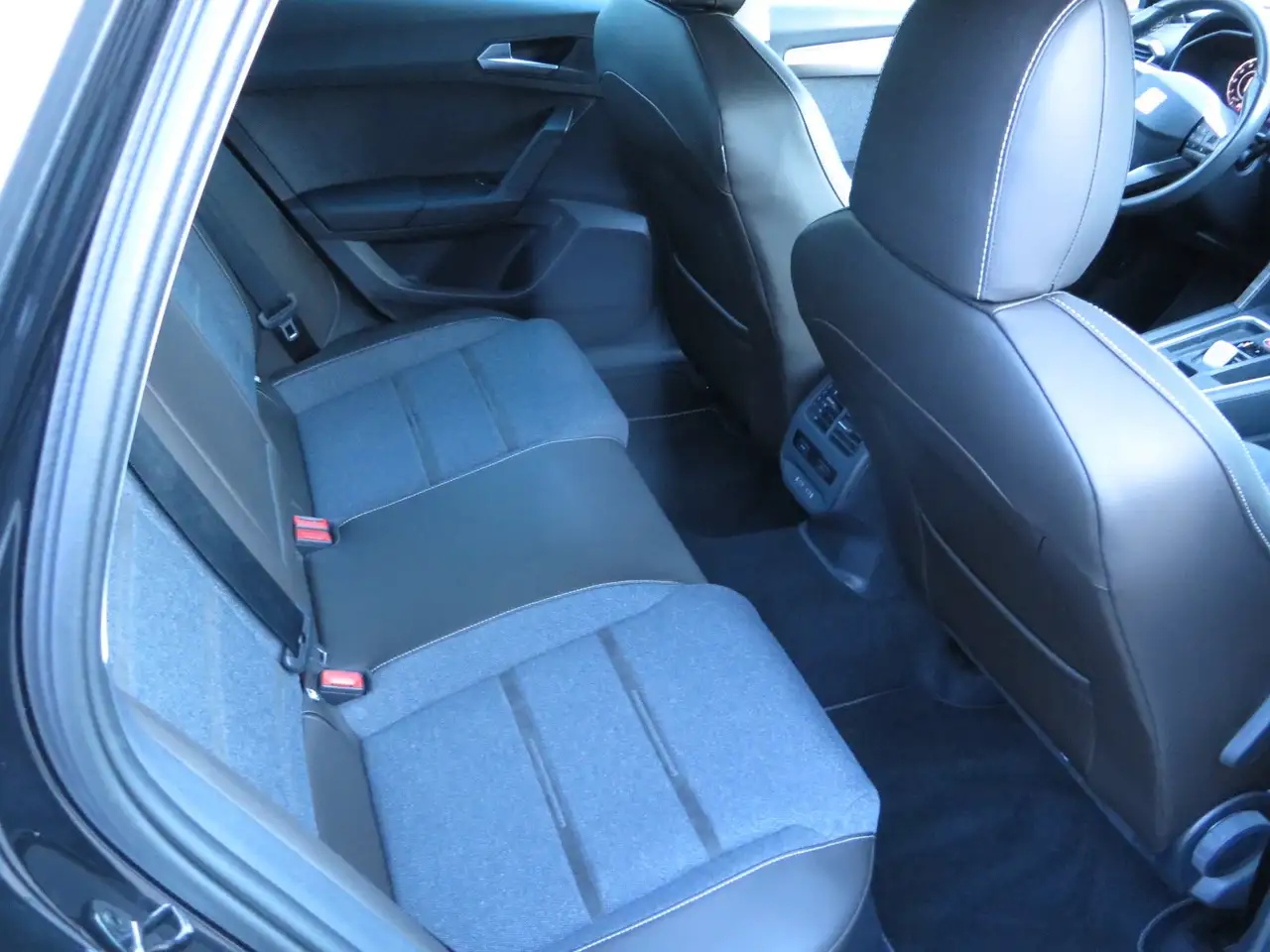 SEAT Leon Xcellence **wenig Kilometer** DSG SHZ Navi ACC, миниатюра 14