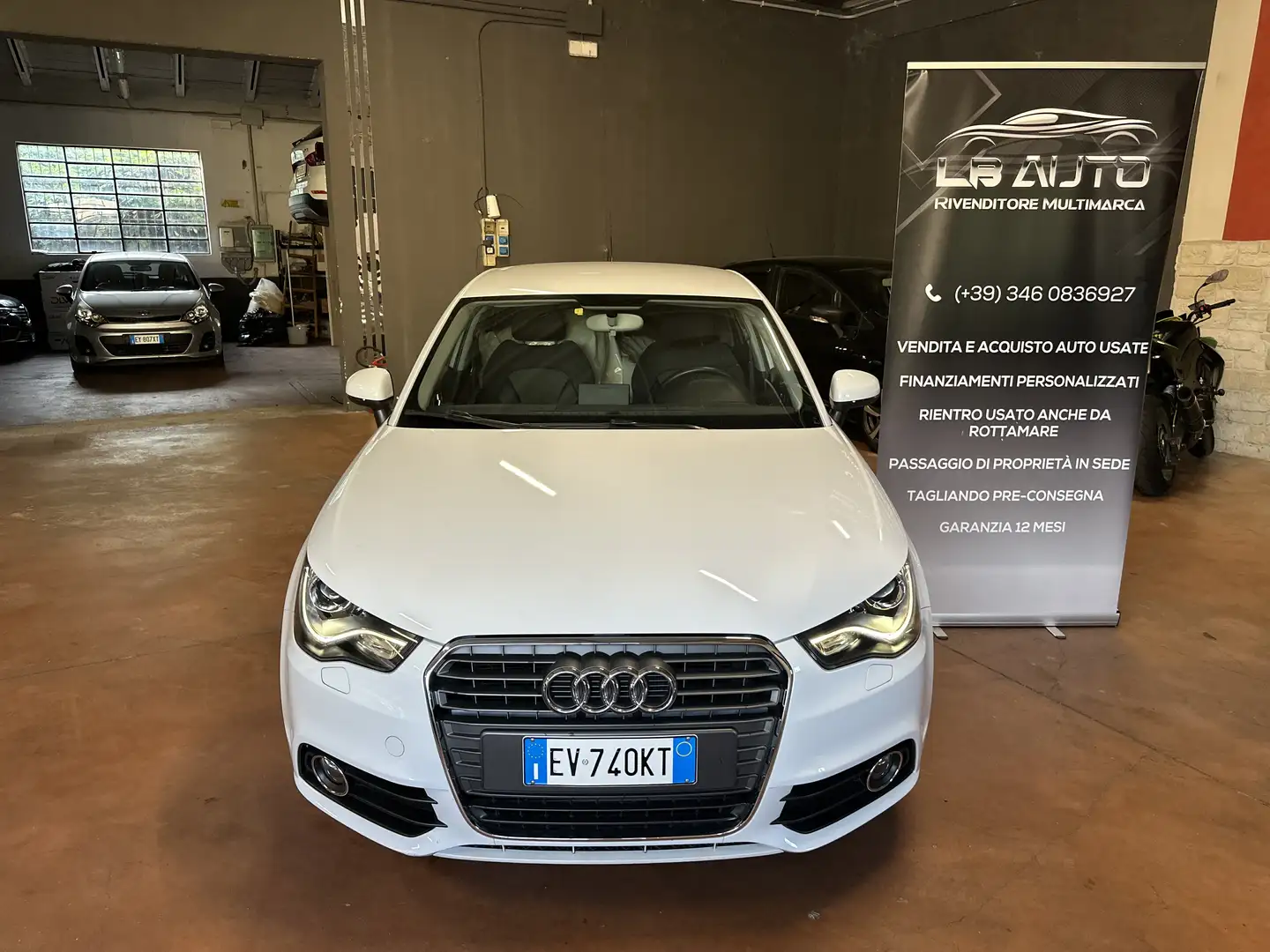Audi A1 Sportback 1.6 tdi Attraction s-tronic - 2