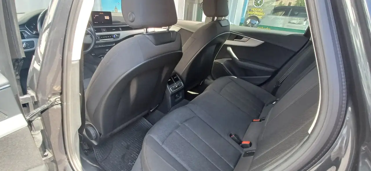 Audi A4 Avant 1.9 tdi 90cv auto, foto 4