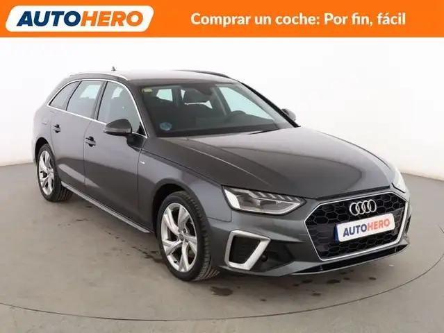 Audi A4 view 8