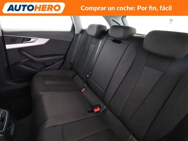 Audi A4 view 15